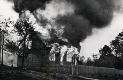 Płonąca wieś, Michniów, 12 VII 1943 r. [ze zbiorów IPN]