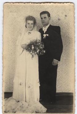 Michalina Kowalik z mężem Stanisławem Bukowskim, b.d., Michniów [ze zbiorów Mauzoleum w Michniowie]