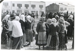 Fotografia  Plac handlowy w Jaworowie -odwrocie napis Jaworow 22 sept. 1939 am marktplatz